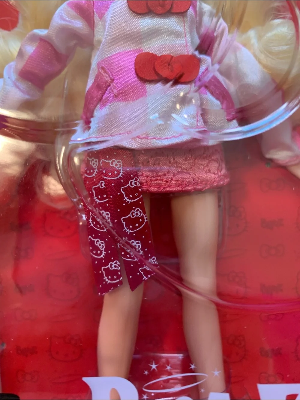Bratz x Hello Kitty Cloe Sanrio Fashion Doll in Pink-White Plaid with Bow Purse